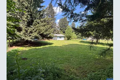 390 Montgomery St, Falls City, OR 97344 - Photo 6