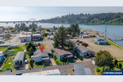 955 NE Mill St #C-18, Waldport, OR 97394 - Photo 2