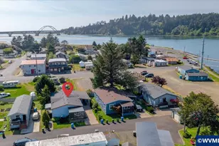 955 NE Mill St, Waldport, OR 97394 - Photo 2