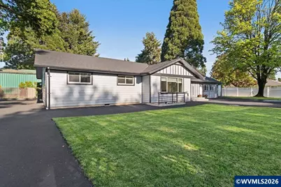 1125 NE Jays Dr, Keizer, OR 97303 - Photo 2