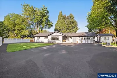 1125 NE Jays Dr, Keizer, OR 97303 - Photo 1
