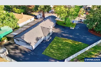 1125 NE Jays Dr, Keizer, OR 97303 - Photo 48