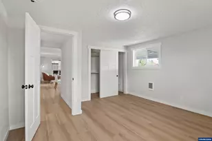 1405 Main St E, Monmouth, OR 97361 - Photo 32