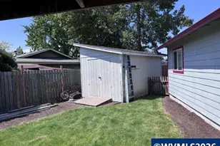 1270 Pine Ct, Independence, OR 97351 - Photo 12