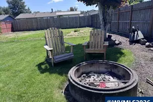 1270 Pine Ct, Independence, OR 97351 - Photo 10