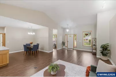740 Gray Pine St, Lyons, OR 97358 - Photo 10