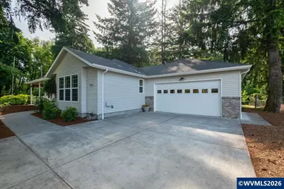 740 Gray Pine St, Lyons, OR 97358 - Photo 4