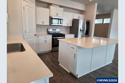 469 Lost Lake St NE, Salem, OR 97301 - Photo 6