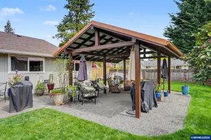 8470 SE Hood St, Clackamas, OR 97015 - Photo 32