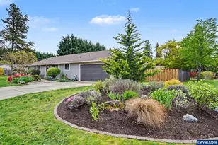 8470 SE Hood St, Clackamas, OR 97015 - Photo 2