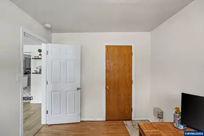240 Thorpe St, Independence, OR 97351 - Photo 12