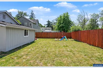 240 Thorpe St, Independence, OR 97351 - Photo 30