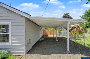 240 Thorpe St, Independence, OR 97351 - Photo 4