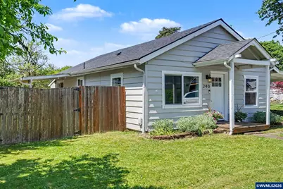 240 Thorpe St, Independence, OR 97351 - Photo 2