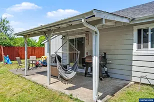 240 Thorpe St, Independence, OR 97351 - Photo 28