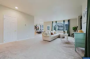 311 W Jadon Dr, Lebanon, OR 97355 - Photo 8