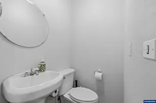 29047 Harvey Ln, Corvallis, OR 97330 - Photo 16