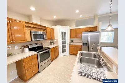 4455 Blueberry (-4445) Ln NE, Salem, OR 97305 - Photo 4