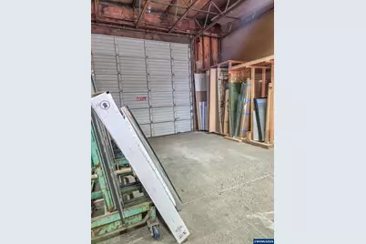 2721 S Main St, Lebanon, OR 97355 - Photo 20