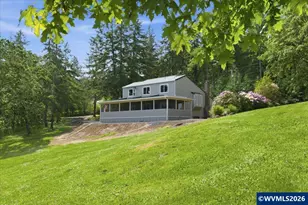 36909 Edgemont Dr, Lebanon, OR 97355 - Photo 2