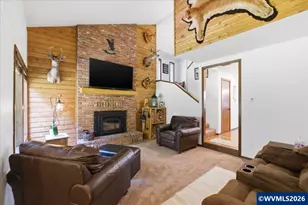 36909 Edgemont Dr, Lebanon, OR 97355 - Photo 8