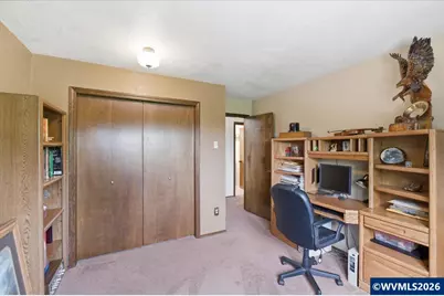36909 Edgemont Dr, Lebanon, OR 97355 - Photo 32