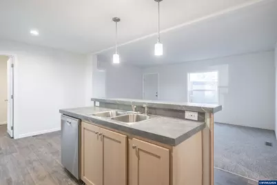 3124 Surfwood Dr NE, Salem, OR 97305 - Photo 10