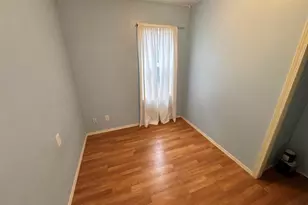1060 Hickory St NE, Salem, OR 97301 - Photo 8