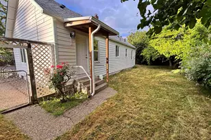 1060 Hickory St NE, Salem, OR 97301 - Photo 28