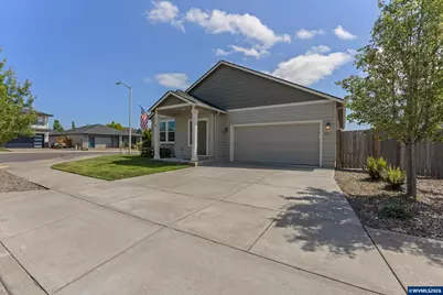 1493 SE Huckleberry Av, Dallas, OR 97338 - Photo 4