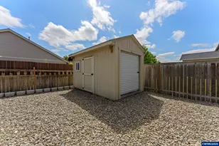 1493 SE Huckleberry Ave, Dallas, OR 97338 - Photo 34
