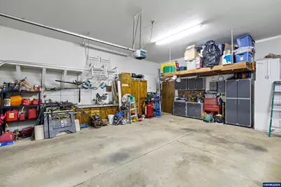 39711 Lacomb Dr, Lebanon, OR 97355 - Photo 30