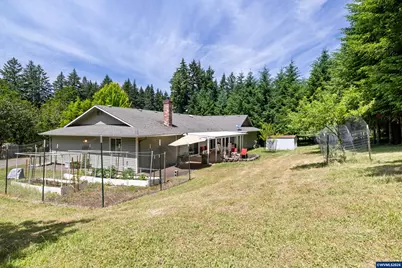 39711 Lacomb Dr, Lebanon, OR 97355 - Photo 34