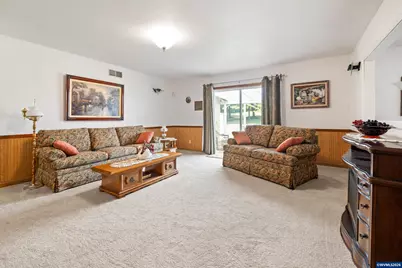 39711 Lacomb Dr, Lebanon, OR 97355 - Photo 22