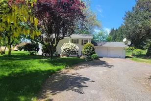 16765 NE Kings Grade, Newberg, OR 97132 - Photo 2