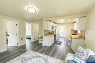 1925 Liberty St NE, Salem, OR 97301 - Photo 4