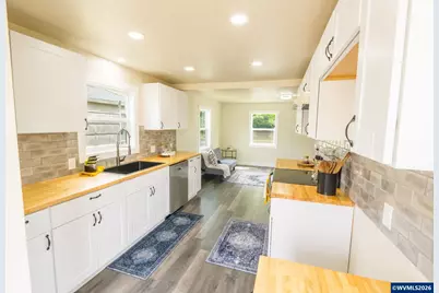 1925 Liberty St NE, Salem, OR 97301 - Photo 10