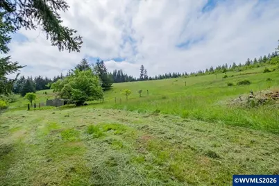 28600 Jones Dr, Sweet Home, OR 97386 - Photo 24