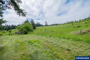 28600 Jones Dr, Sweet Home, OR 97386 - Photo 24