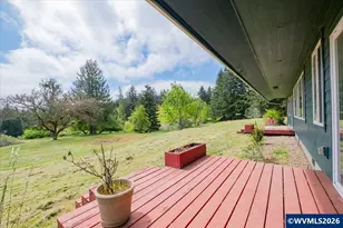 28600 Jones Dr, Sweet Home, OR 97386 - Photo 22