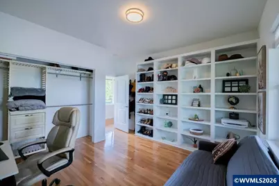 28600 Jones Dr, Sweet Home, OR 97386 - Photo 16