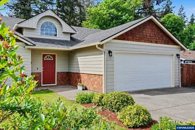 632 W Maple St, Stayton, OR 97383 - Photo 4