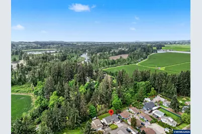 632 W Maple St, Stayton, OR 97383 - Photo 2
