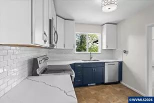 994 Terrace Dr NW, Salem, OR 97304 - Photo 10