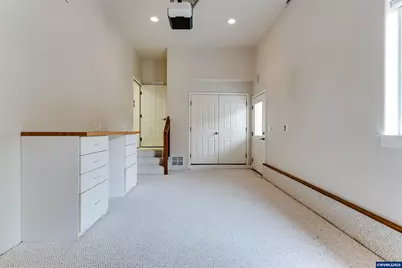 875 Sand Av, Eugene, OR 97401 - Photo 26