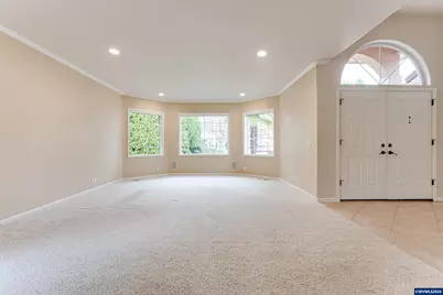 875 Sand Av, Eugene, OR 97401 - Photo 10