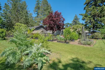 310 Chicago St NE, Albany, OR 97321 - Photo 36