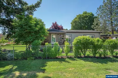 310 Chicago St NE, Albany, OR 97321 - Photo 2