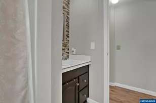 310 Chicago St NE, Albany, OR 97321 - Photo 32