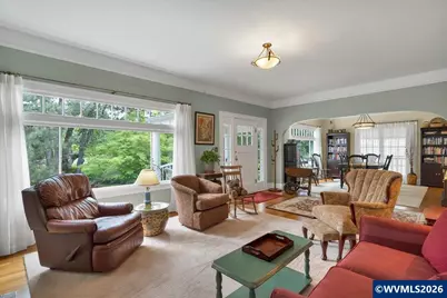 635 Church St SE, Salem, OR 97301 - Photo 12
